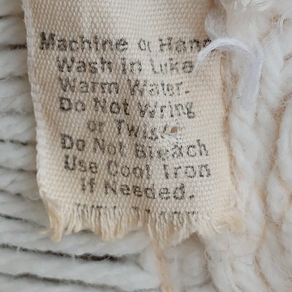 Union Made Elegant Cream Women's Poncho - Picture 4 of 6